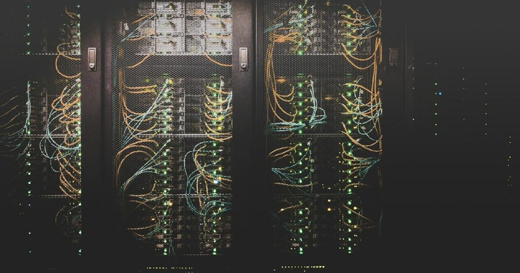 Lokalny LLM na serwerze firmowym: GPU workstation do on-premise AI dla B2B